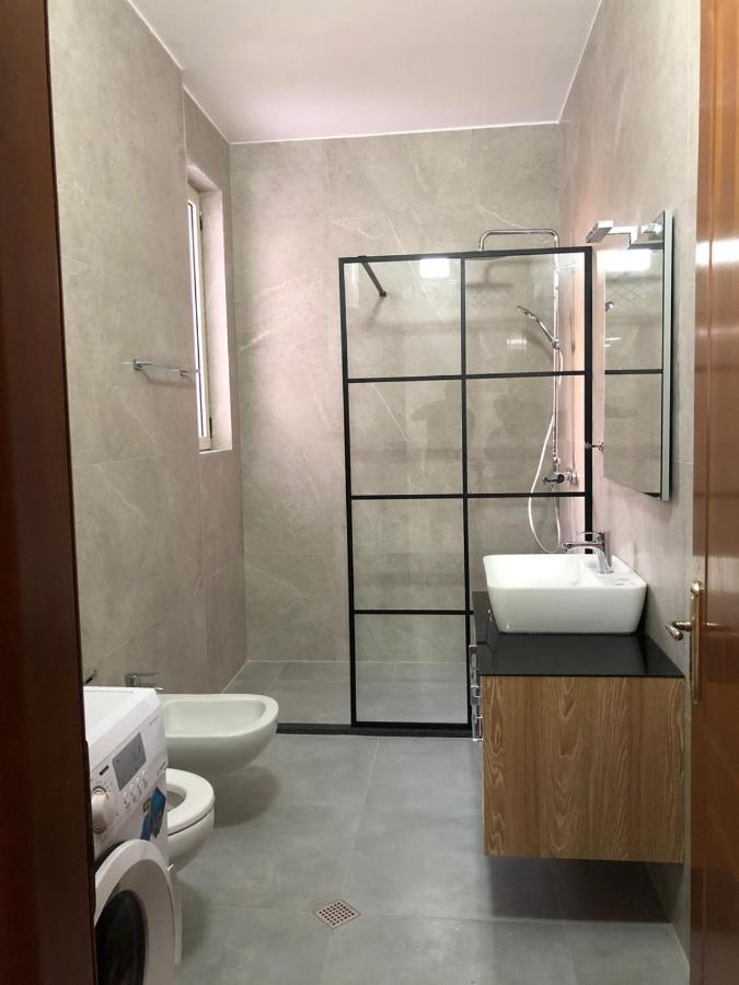 Lovely Sea View Apartment Vlorë Exterior foto